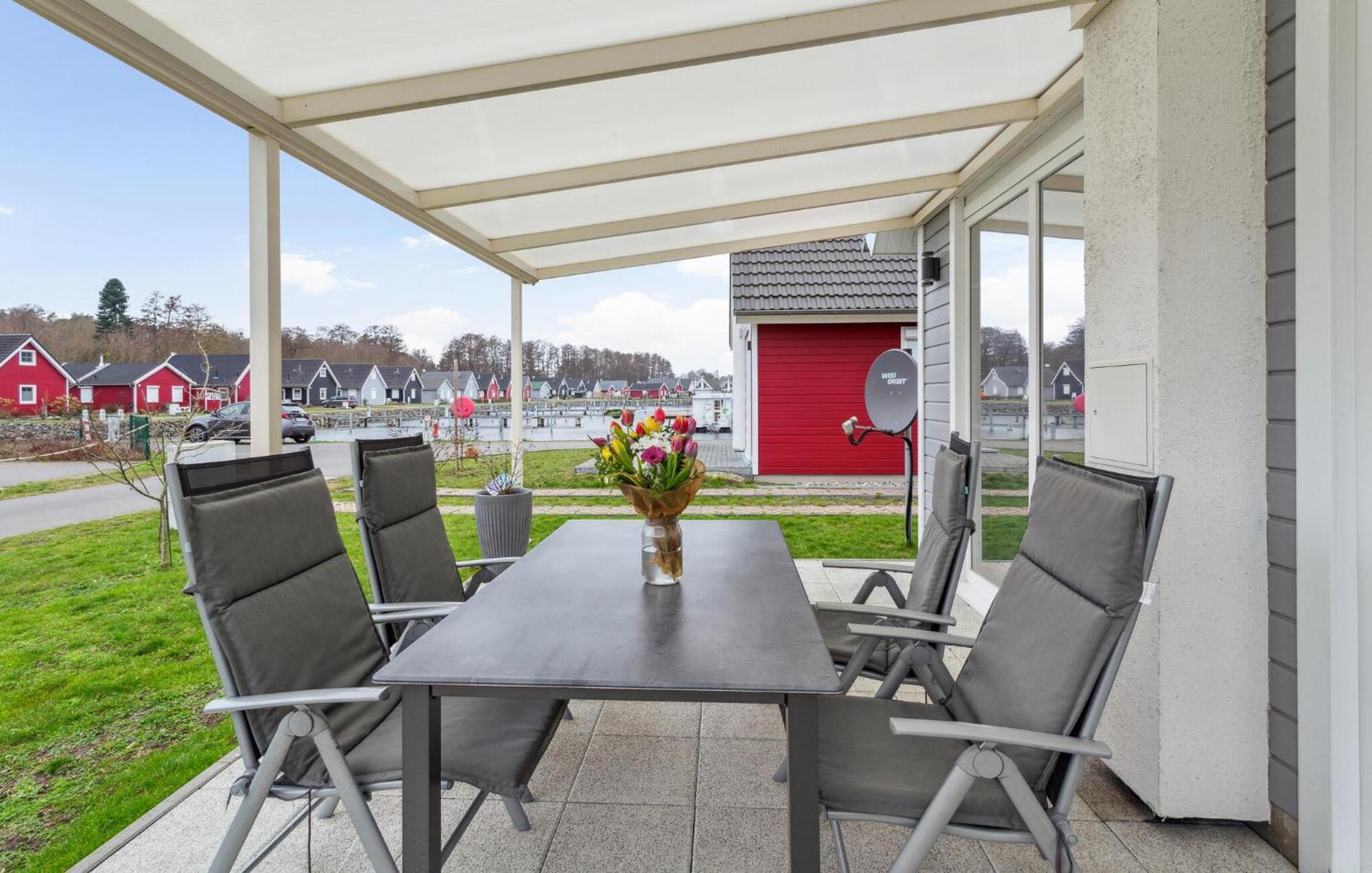 Stunning home in Zerpenschleuse with 2 Bedrooms&WiFi Exterior foto